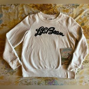 Women’s L.L. Bean 1912 Retro Logo White Pullover Crewneck